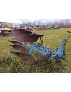 3 korpusų vartomas plūgas 2